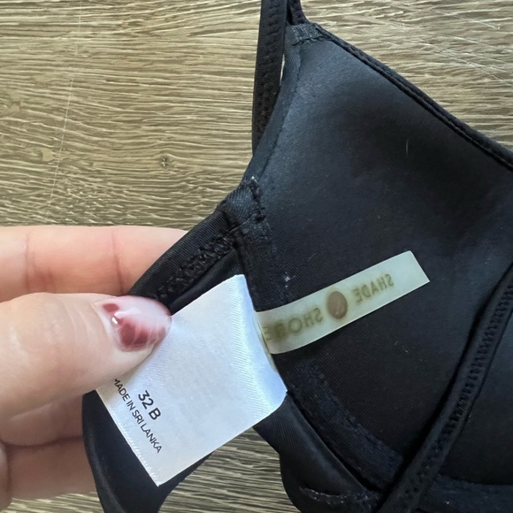 Shade & Shore Black and Pink Geometric Bikini Top - Picture 3 of 4